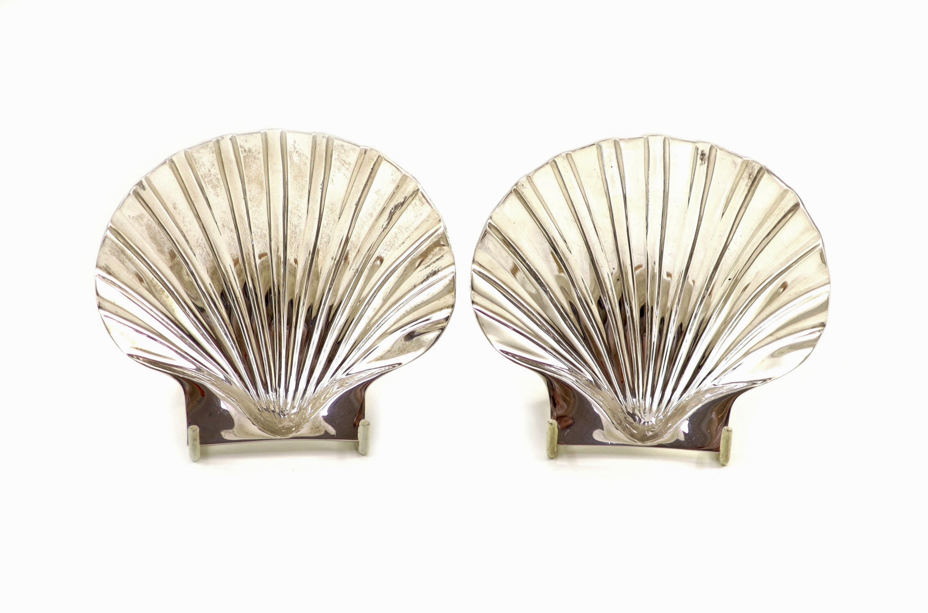 A pair of cast silver scallop shell butter dishes, C & J Vander, London 1975,